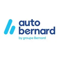 Voici le logo de la marque BERNARD TRUCKS qui représente son identité graphique.