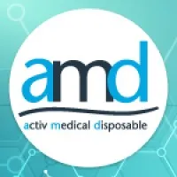 Voici le logo de la marque ACTIV MEDICAL DISPOSABLES qui représente son identité graphique.